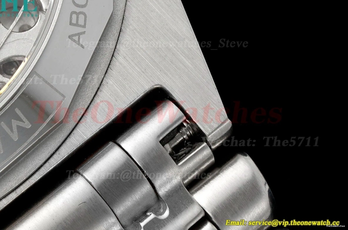 SS Stk 42MM SS Chronomat A7750 TF Green B01 0129